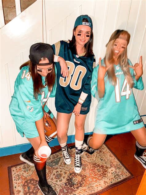 Girl Football Halloween Costume Ideas 2023 Greatest Superb Finest Unbelievable - Best Unique ...