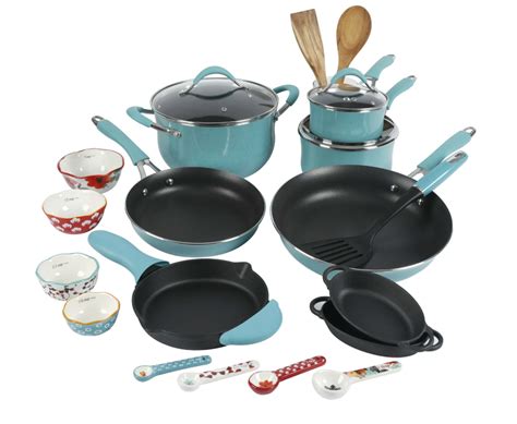 The Pioneer Woman's 24-Piece Cookware Set Is Finally On Sale for Under ...