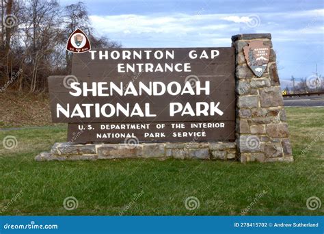 Sign for the Thornton Gap Entrance To the Shenandoah National Park ...