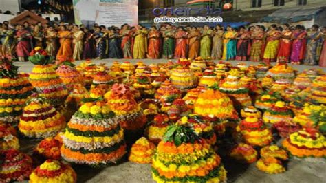 బతుకమ్మ(Bathukamma): 9 రోజుల ఈ పండుగలో బతుకమ్మకు ఇష్టమైన నైవేద్యాలు.. | Bathukamma 2023 ...