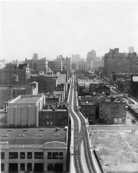 High Line - Abandoned Railway Line Becomes Elevated Park in New York ...