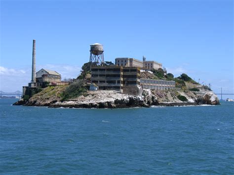 File:Alcatraz Island.jpg - Wikipedia, the free encyclopedia