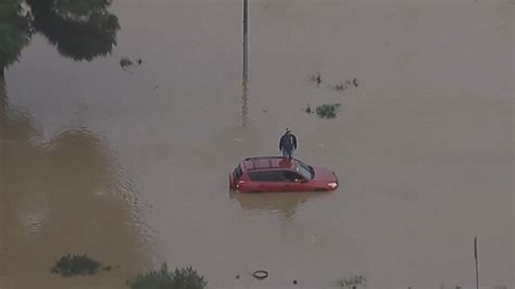 California: Deadly storm causes floods, power outages, mudslides | UK News | Sky News