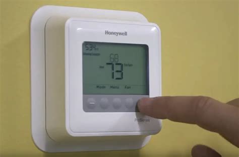 Honeywell Home T4 Pro Thermostat User Manual