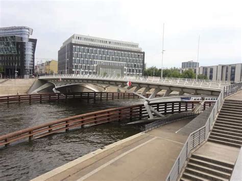 Berlin: City of Bridges Self-guided Walking Tour | GetYourGuide