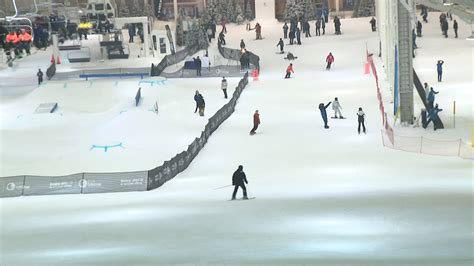 Long-awaited indoor ski slope opens at American Dream | Video | NJ Spotlight News