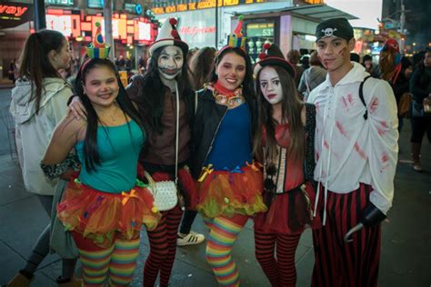 Photos: The most interesting Halloween costumes seen in Times Square, New York City - ABC7 Chicago