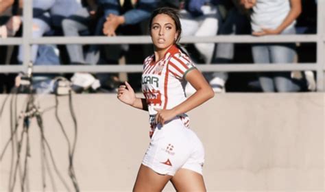 Photos: Meet The Mexican Women's Soccer Player Making Headlines | Flipboard