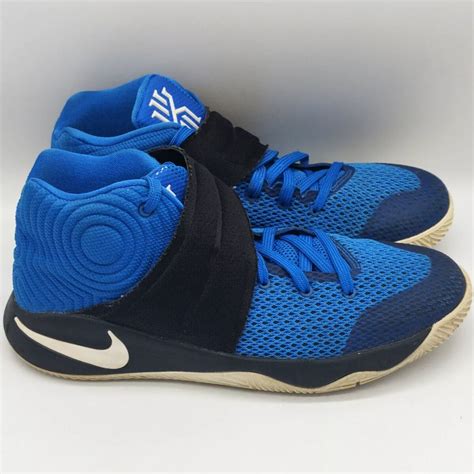 Nike Kyrie 2 Basketball Shoes Clearance | bellvalefarms.com