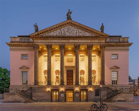 Berlin Opera UdL asv2018-05 - Opera house - Wikipedia | Оперный театр ...