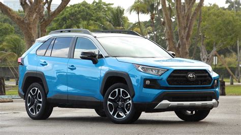 2019 Toyota RAV4 Adventure: Pros And Cons