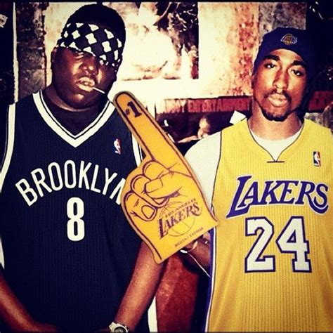 8tracks radio | 2pac VS Biggie (11 songs) | free and music playlist