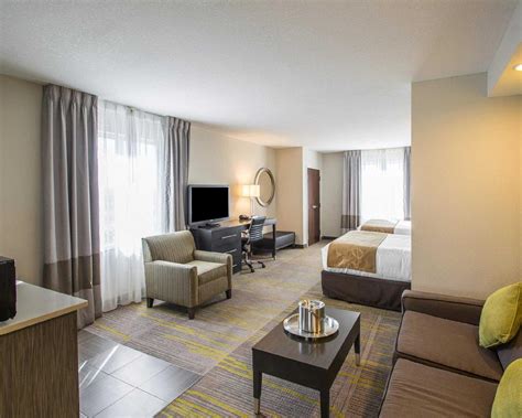 Comfort Suites Miami Airport North Miami Springs in Miami (FL) - Room ...