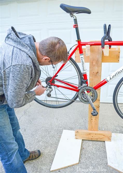 DIY Bicycle Repair Stand from Scrap Wood Tutorial