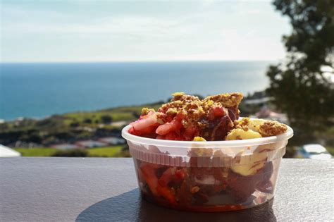 The Caf Welcomes Acai Bowls to Campus - Pepperdine Graphic