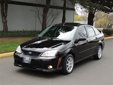 2006 Ford Focus ZX4 S