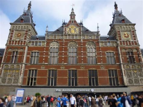 How to take the train journey from Paris to Amsterdam | ShowMeTheJourney