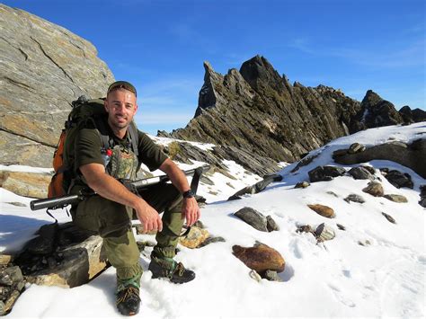 Wilderness hunting New Zealand - Lake Hawea Hunting Safaris, New Zealand