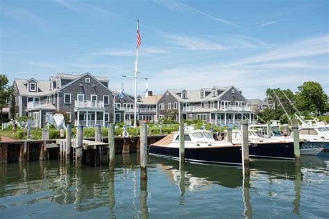 Cheap Hotels In Nantucket | Book from 32 Stay Options @Best Price