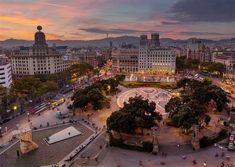 Entdecke Plaça de Catalunya