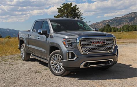 Ford F-150 v GMC Sierra, Ford's EV is the Mustang Mach-E, VW's new US plant for EVs: What's New ...