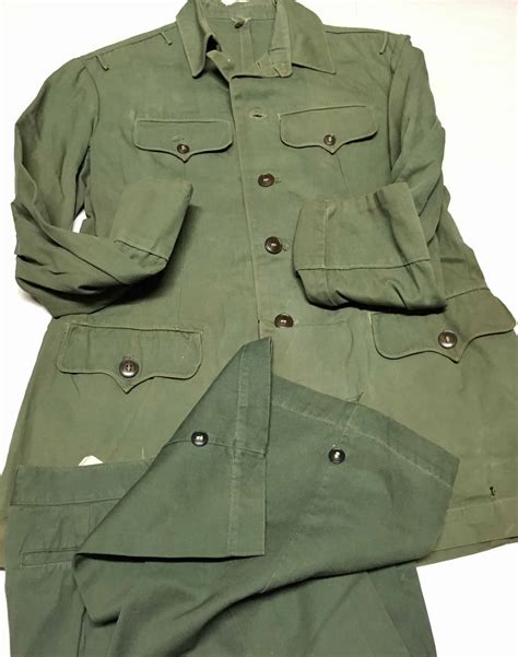 North Vietnamese Army Officer Uniform Green - Enemy Militaria