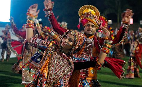 Garba grooves in full swing as Navratri celebrations take stage in ...