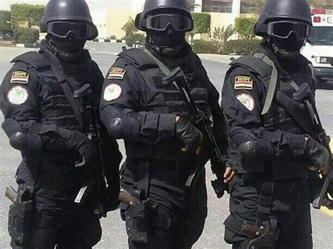 Egyptian police men at Special Force | Special forces, Army police ...