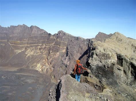 Raung crater