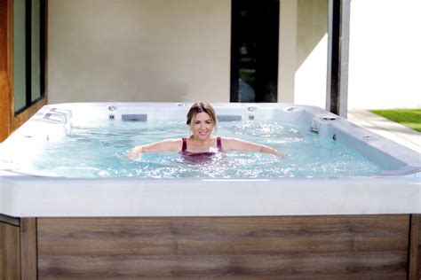 Bullfrog Spas Model S200 Swim Spa Swim Series™ - Hot Tubs & Swim Spas