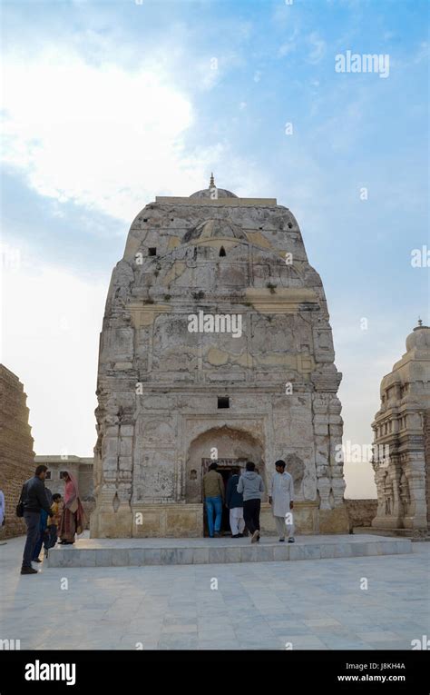 Katas Raj Temple, Chakwal, Punjab, Pakistan Stock Photo - Alamy