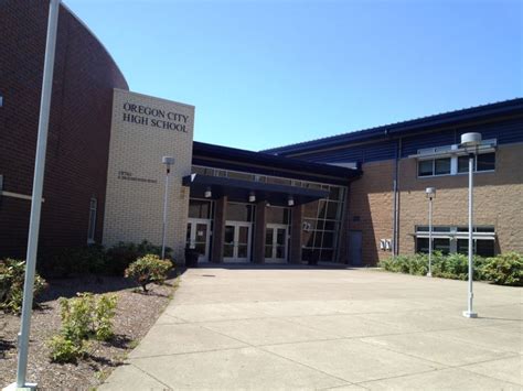 Oregon City High School | http://ochspioneers.org/ | Oregon city ...