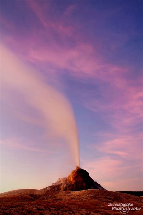 White Dome Geyser Eruption | Yellowstone NP | Wyoming | USA | Synnatschke Photography