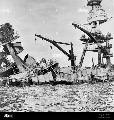 Wreckage of USS Arizona, Pearl Harbor, Hawaii, December 7, 1941 Stock Photo - Alamy