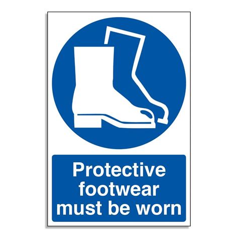 'Protective Footwear Must Be Worn' Mandatory Sign | RSIS