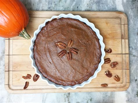 Pecan Crust Pumpkin Pie | The Refined Hippie