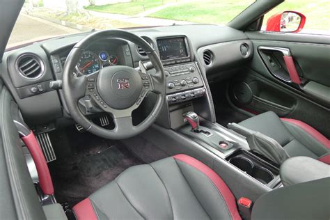 Interior of Nissan GT-R Black Edition | Alain Gayot Photos Gallery