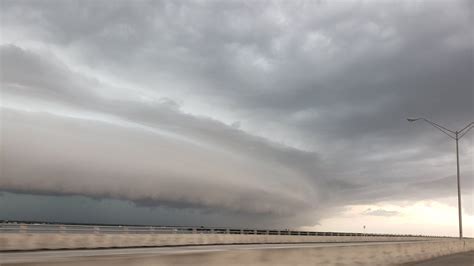 Heavy rain, wind passing through Treasure Coast on Sunday