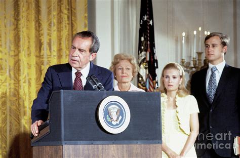 President Richard Nixon And Family Photograph by Bettmann - Pixels