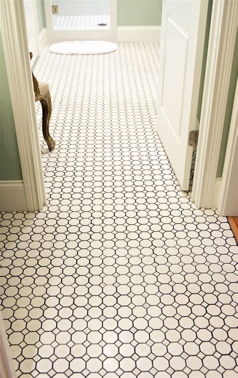 Mosaic Tile Floor Ideas for Vintage Style Bathrooms | Apartment Therapy