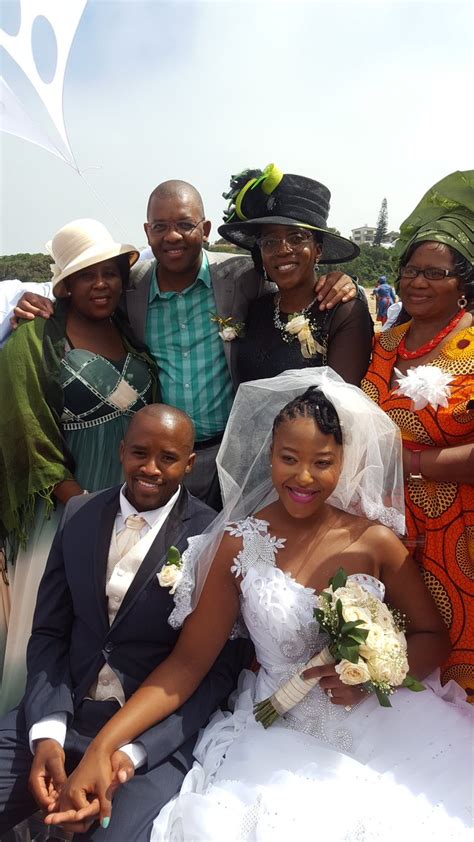 Ndlozi Wife / EFF's Mbuyiseni Ndlozi And Actor Mmabatho Montsho Make A ...