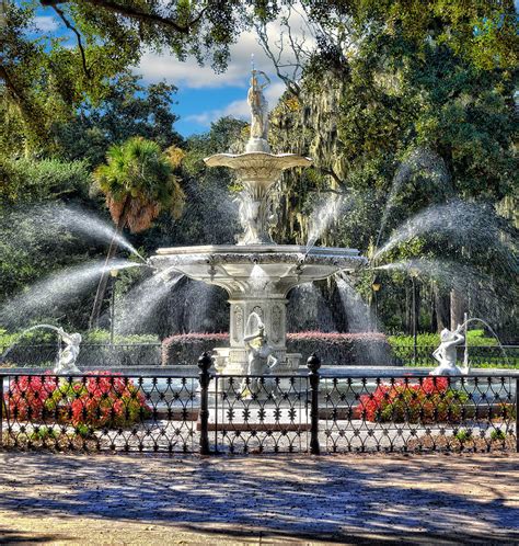 Forsyth Park Fountain Photograph by Frank J Benz - Fine Art America