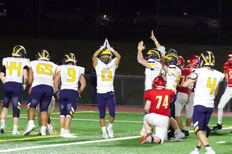 vs Newport High School (9/13/19) | Photos | Bellevue High School Football