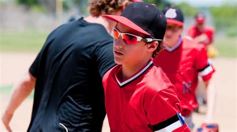 Best Sunglasses for Baseball and Softball Players | Softball players ...