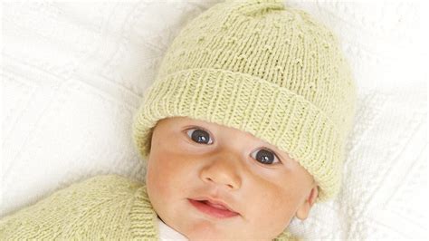 Free premature baby hat pattern - Knitting Bee