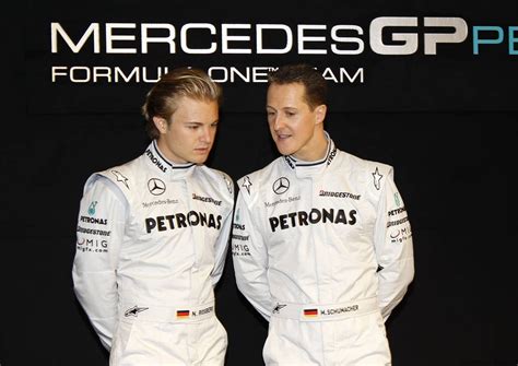 Mercedes-Benz presents Mercedes GP Petronas F1 team - Photos (1 of 6)