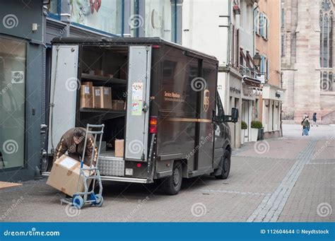 Ups Truck Stock Images - Download 221 Royalty Free Photos