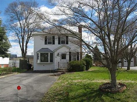 8 Rumford Homes for Sale - Rumford RI Real Estate - Movoto