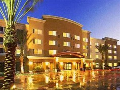 Best Price on Courtyard Anaheim Resort/Convention Center in Los Angeles (CA) + Reviews