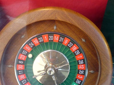 Roulette wheel 143 | red 14 running into the black 3 of 31 T… | Flickr